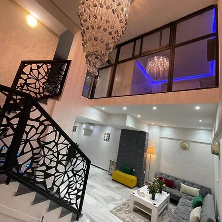 Appartement En Duplex Avec 3 Chambres Haut Standing Gueliz Marrakech Marrakesh Exterior foto