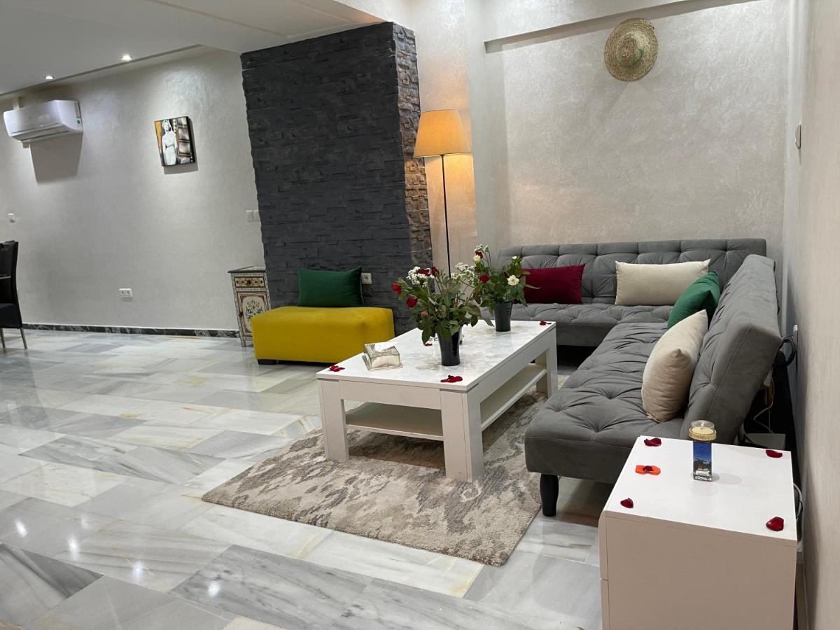 Appartement En Duplex Avec 3 Chambres Haut Standing Gueliz Marrakech Marrakesh Exterior foto